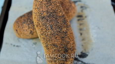 ситный батон с маком