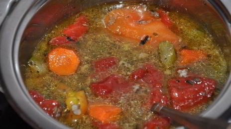 тосканский пресный хлеб с рулетом из ягнятины