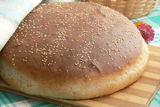 Цельнозерновой пшеничный хлеб на опаре