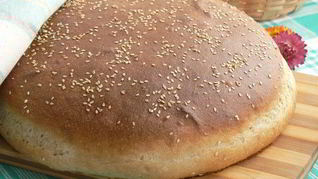 Цельнозерновой пшеничный хлеб на опаре