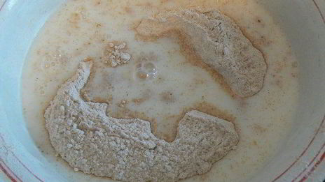 цельнозерновой пшеничный хлеб на опаре