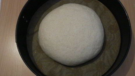 цельнозерновой пшеничный хлеб на опаре