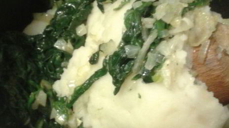 конвертики из теста фило со шпинатом и картофелем