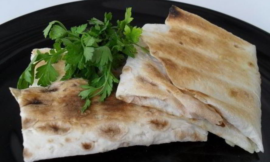 Рецепт конвертики из лаваша с сыром