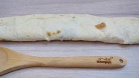 лаваш с начинкой, запеченный в духовке