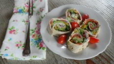 лаваш с семгой и огурцом