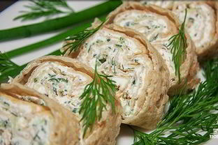 Лаваш с сыром и чесноком