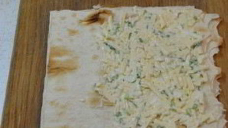 лаваш с сыром обжаренный