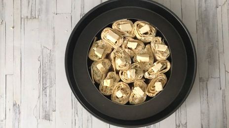 лаваш с творогом и сыром в духовке