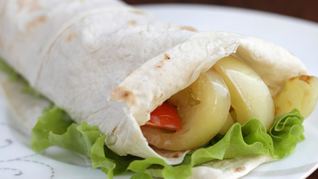 Печеные овощи в лаваше