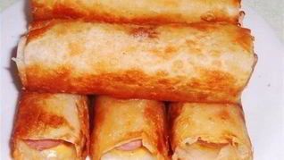 Сосиски в картофельно-сырной шубе из лаваша