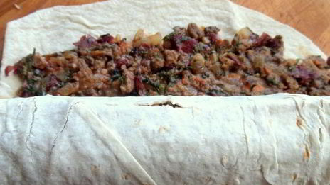 закуска из фасоли в лаваше сытная