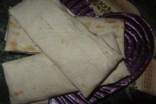 Закуска из лаваша и корейской морковки