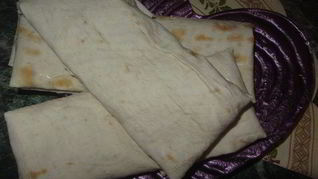 Закуска из лаваша и корейской морковки