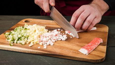 закуска в лаваше из крабовых палочек