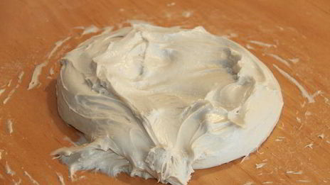 абрикосовая фокачча с лимончелло