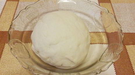 балык экмек — лепешка с рыбой и овощами