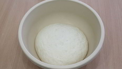 фокачча с тимьяном и анчоусами