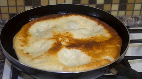 лангош лепешка