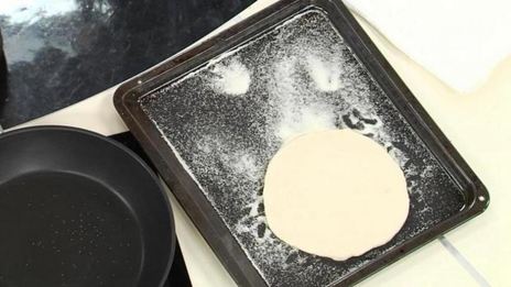 манные лепешки