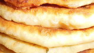 Очень сырные лепешки
