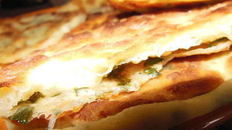 очень сырные лепешки