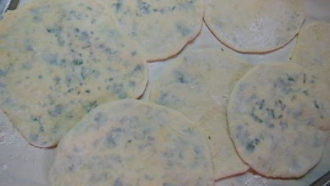 очень сырные лепешки