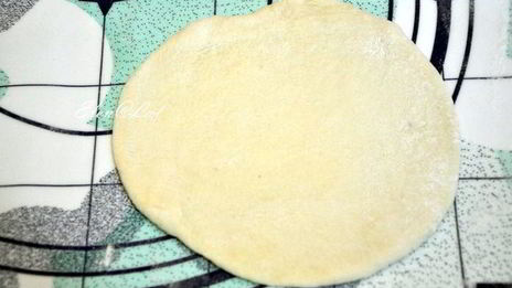 пита с начинкой и без