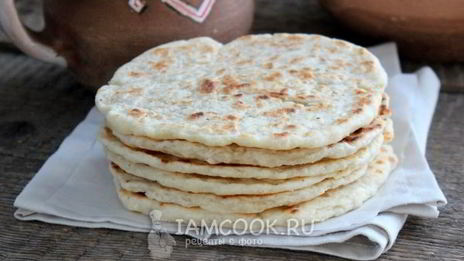 сырные лепешки на молоке на сковороде