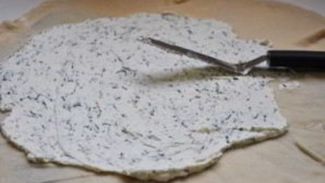 тонкие лепешки с зеленью