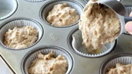 банановые маффины с медом и арахисовым маслом