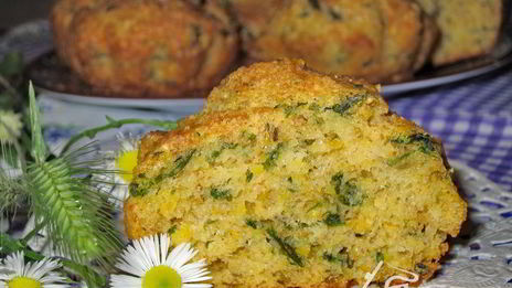 кукурузные маффины с брынзой и зеленью