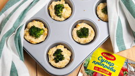 куриные маффины с творогом и брокколи