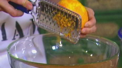 маффины с апельсиновым соком, орехами и курагой