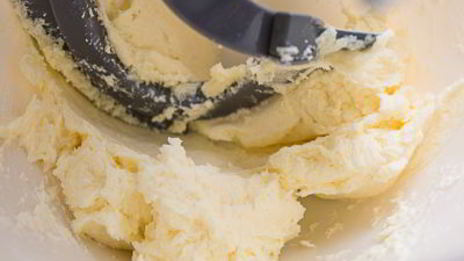 маффины с клубникой и белым шоколадом