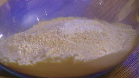 маффины с копчеными колбасками и сыром