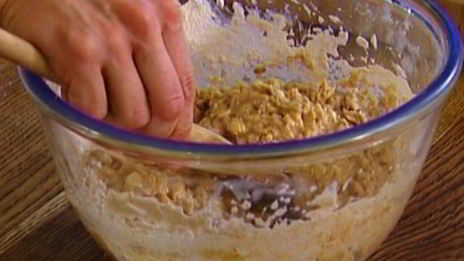 маффины с персиками, корицей и мускатным орехом