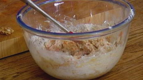 морковные маффины с грецкими орехами