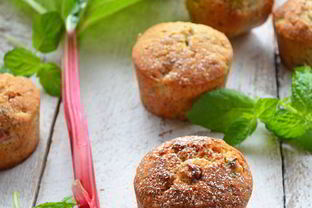 Ревенные маффины с мятой и миндалем