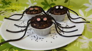 Шоколадные маффины Паучки