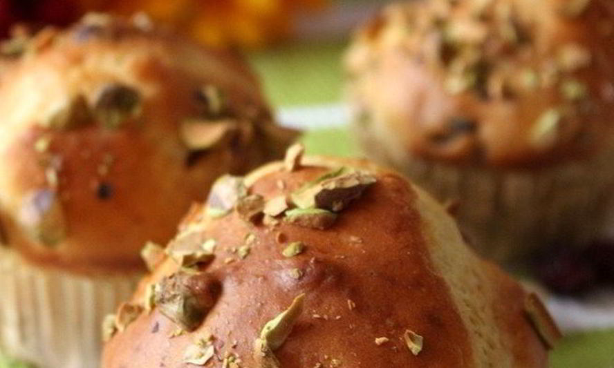 Рецепт творожные маффины с клюквой и фисташками