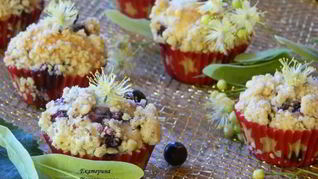 Ягодные маффины с миндальным штрейзелем