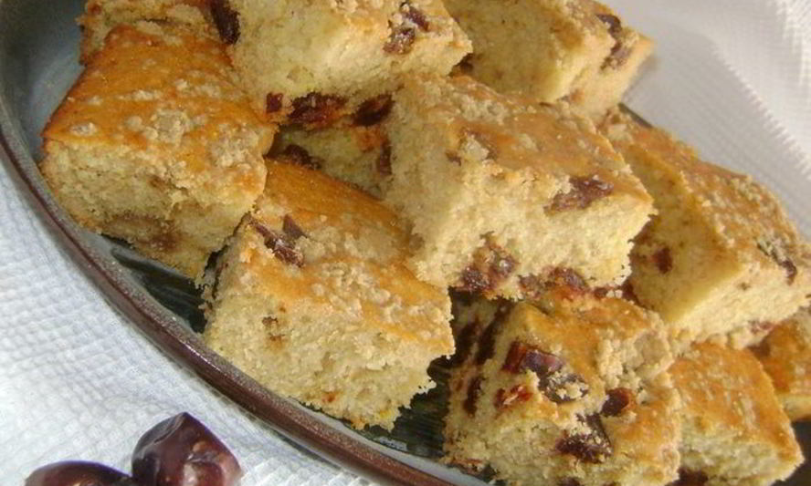 Рецепт манник с финиками и халвой