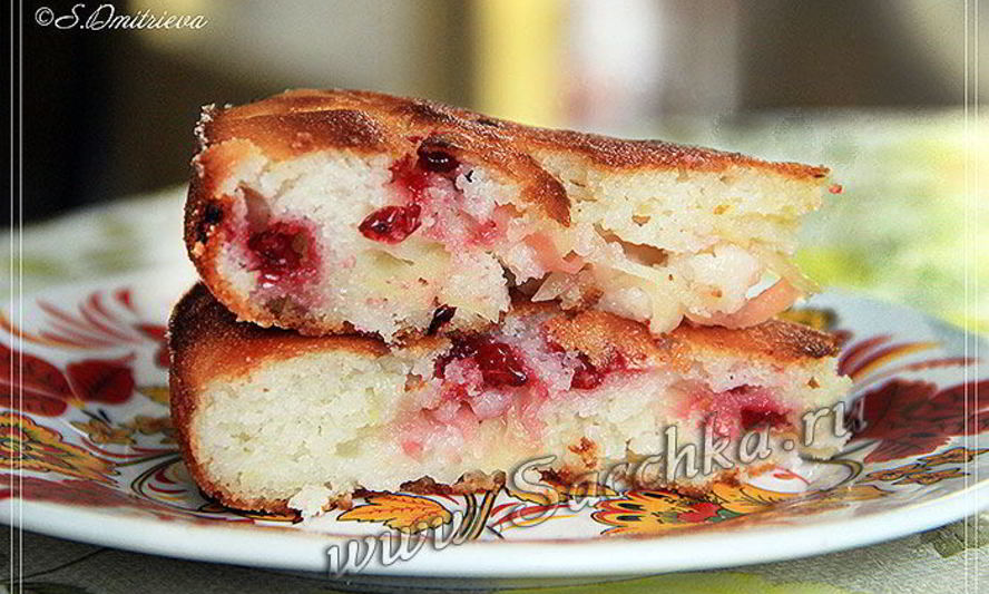 Рецепт манник с яблоком и брусникой