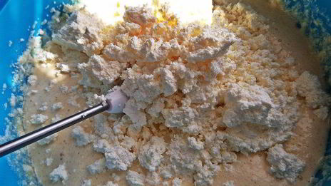 творожный манник со сгущенкой