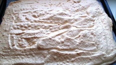 меренговый рулет