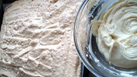 меренговый рулет