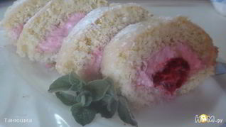 Мини-швейцарские рулетики с малиной