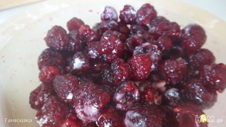 мини-швейцарские рулетики с малиной