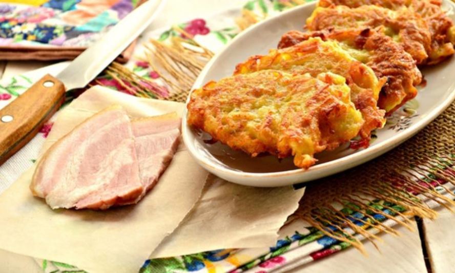 Рецепт картофельные оладьи с беконом